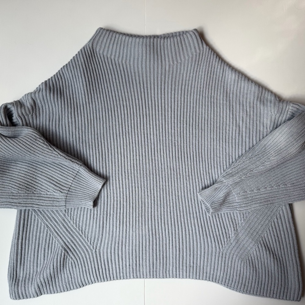 Lulu’s - Oversized Light Purple Women's Sweater - Size Large